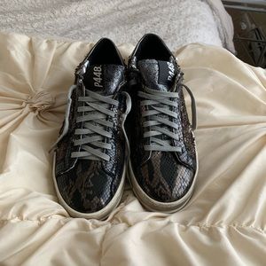 P448 Sneakers